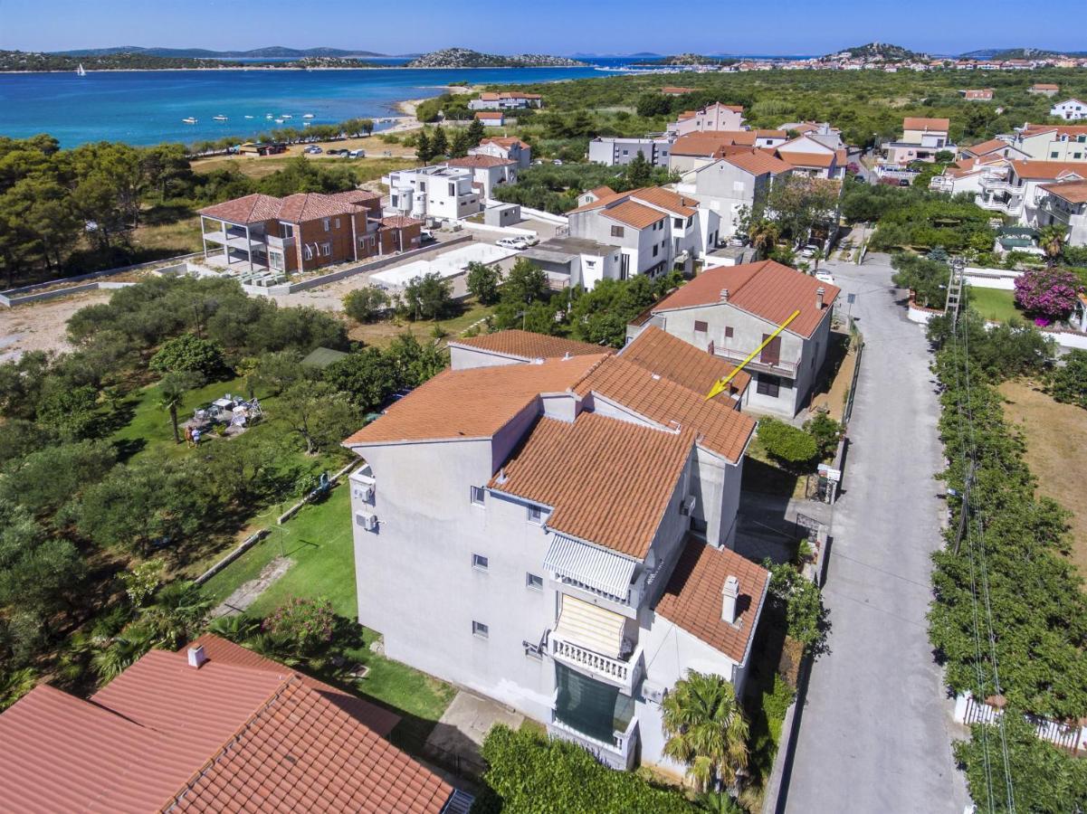 Apartments And Rooms On The Beach Vodice Buitenkant foto