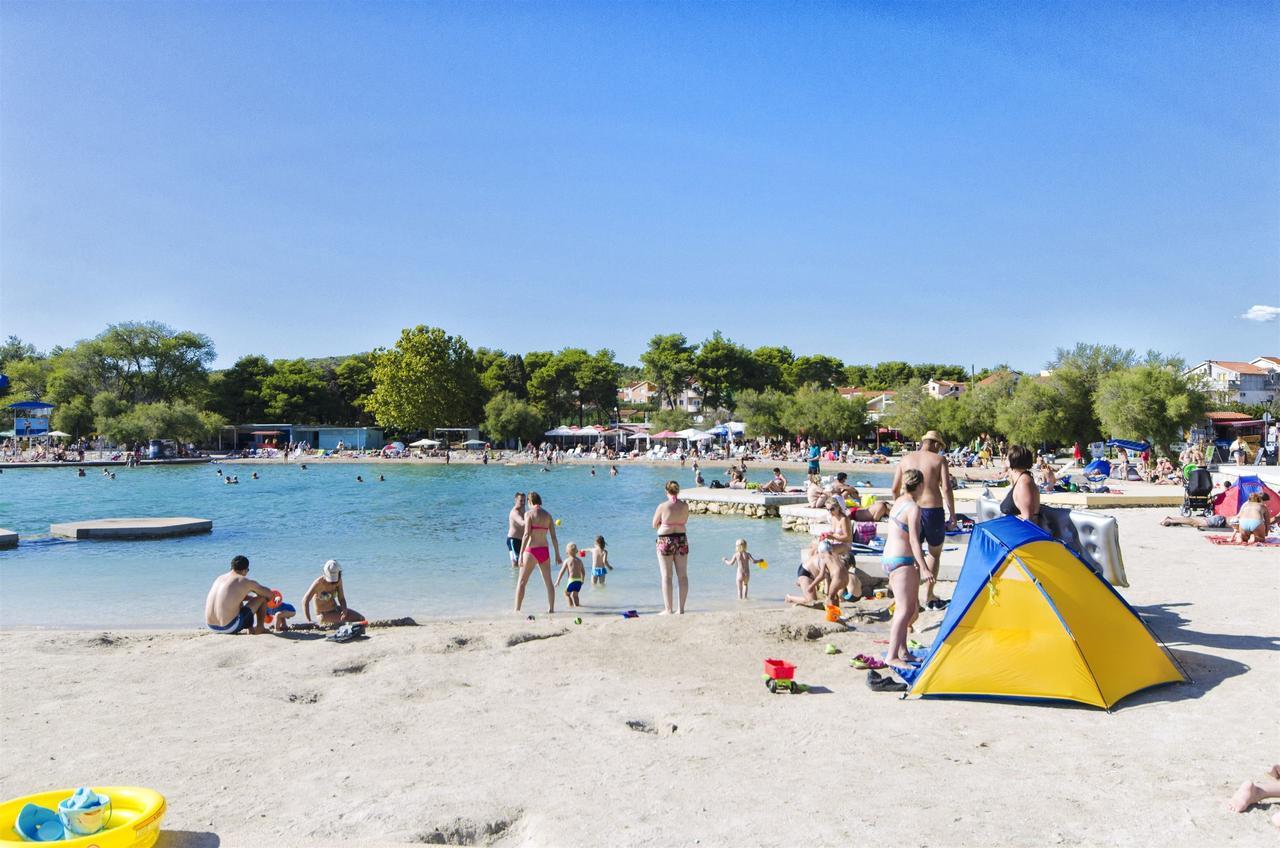 Apartments And Rooms On The Beach Vodice Buitenkant foto